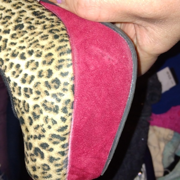 DOLLHOUSE SIZE 5.5 LEOPARD PRINT PUMP - Picture 15 of 17